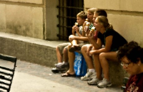 2010-0804-IceCreamCones-ChalkBristleBrush-8119-CWR